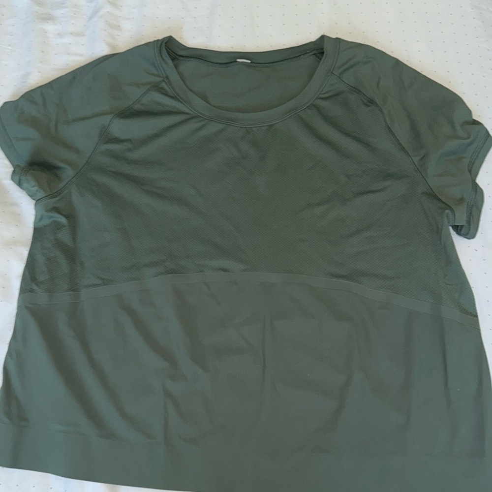 lululemon athletic t